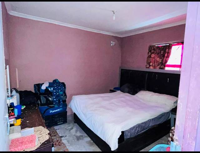 2 BEDROOM HOUSE FOR SALE IN UMRHABULO TRIANGLE